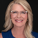 stacey Dowling headshot